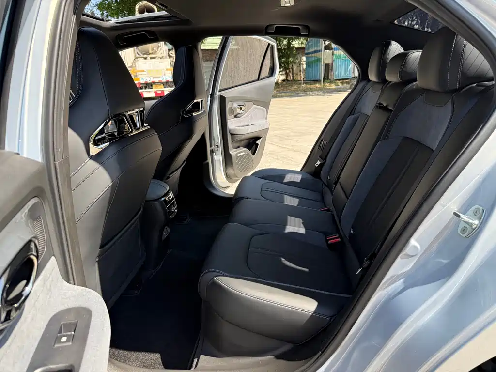 GAC Motor Shadow Leopard — фото 5