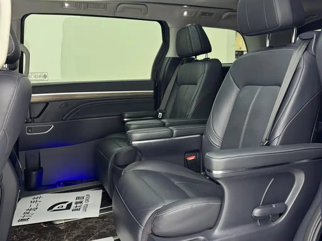 GAC Motor Trumpchi M8 — фото 8