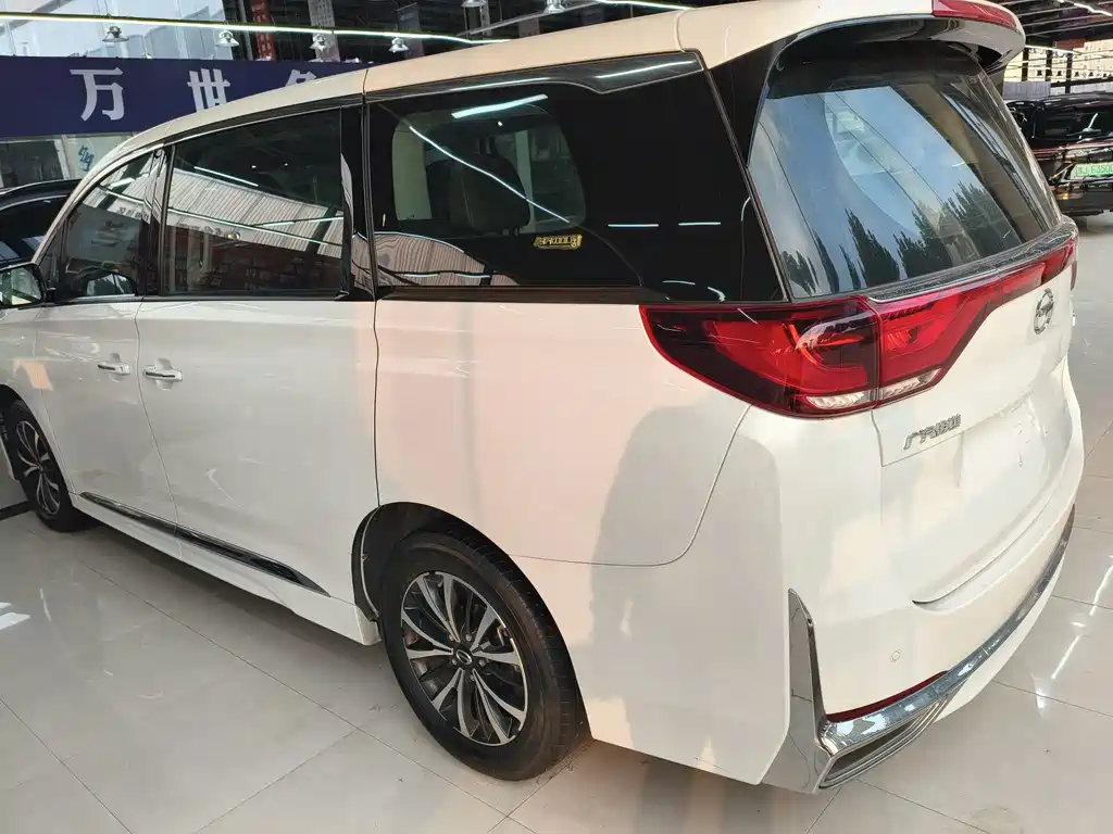 GAC Motor Trumpchi M8 — фото 9