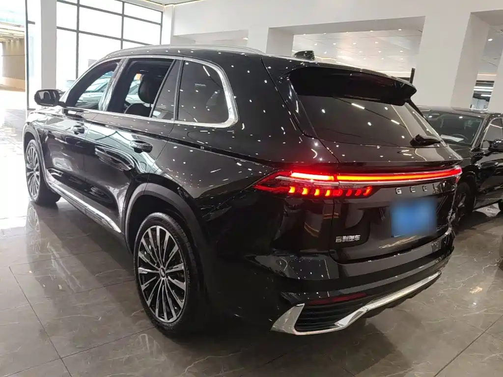 Geely Xingyue L — фото 4