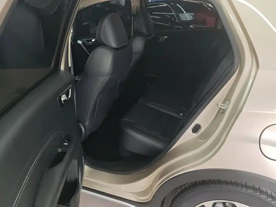Geely Vision X3 — фото 11
