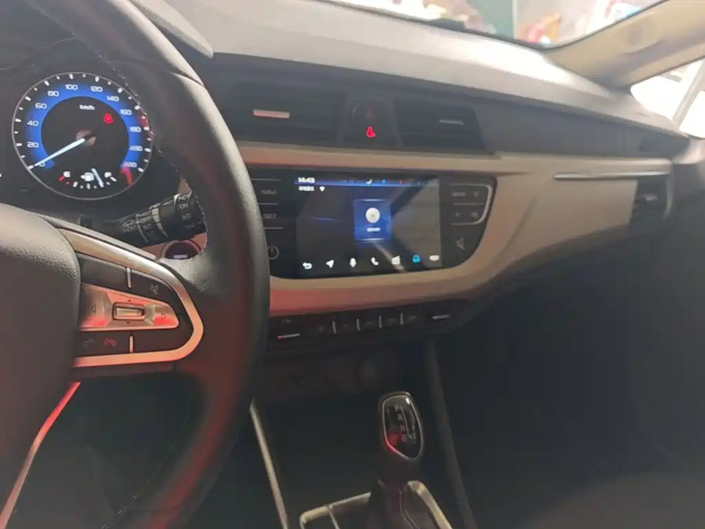 Geely Vision X3 — фото 9