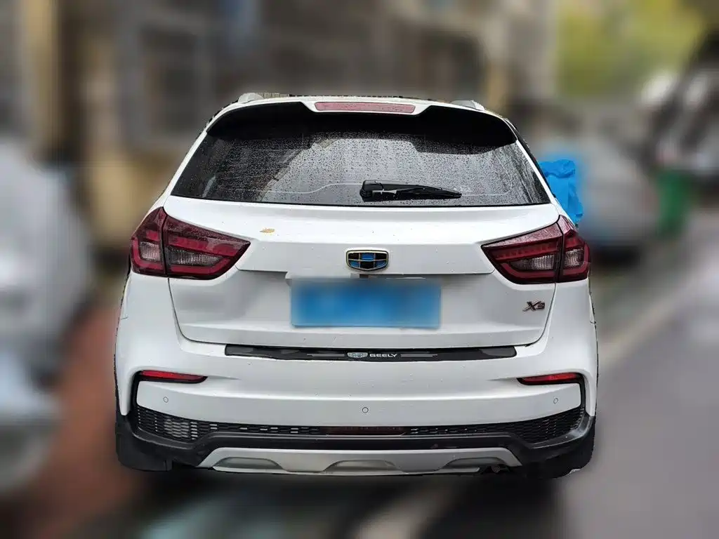 Geely Vision X3 — фото 5