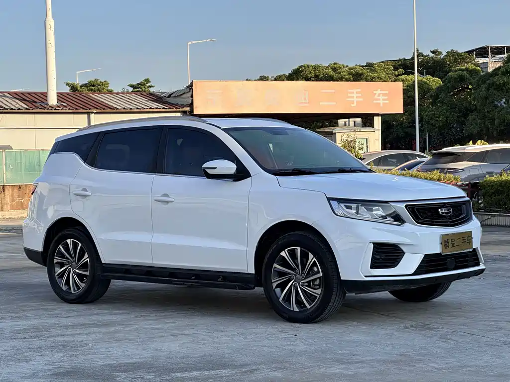 Geely Vision X6 — фото 3