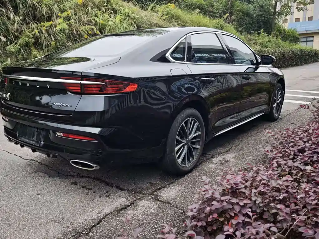 Geely Preface — фото 4