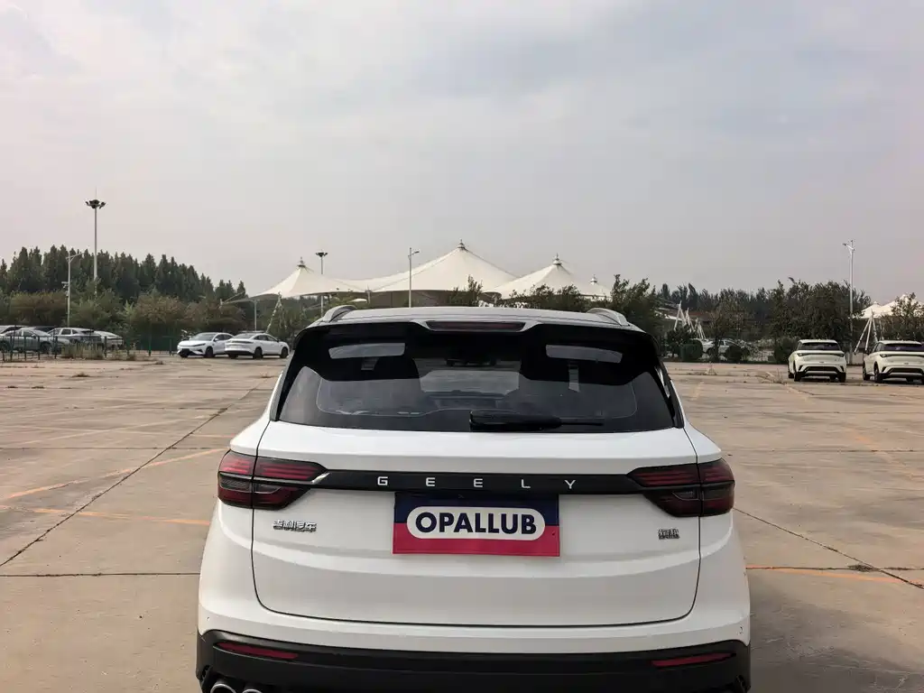 Geely Binyue — фото 6