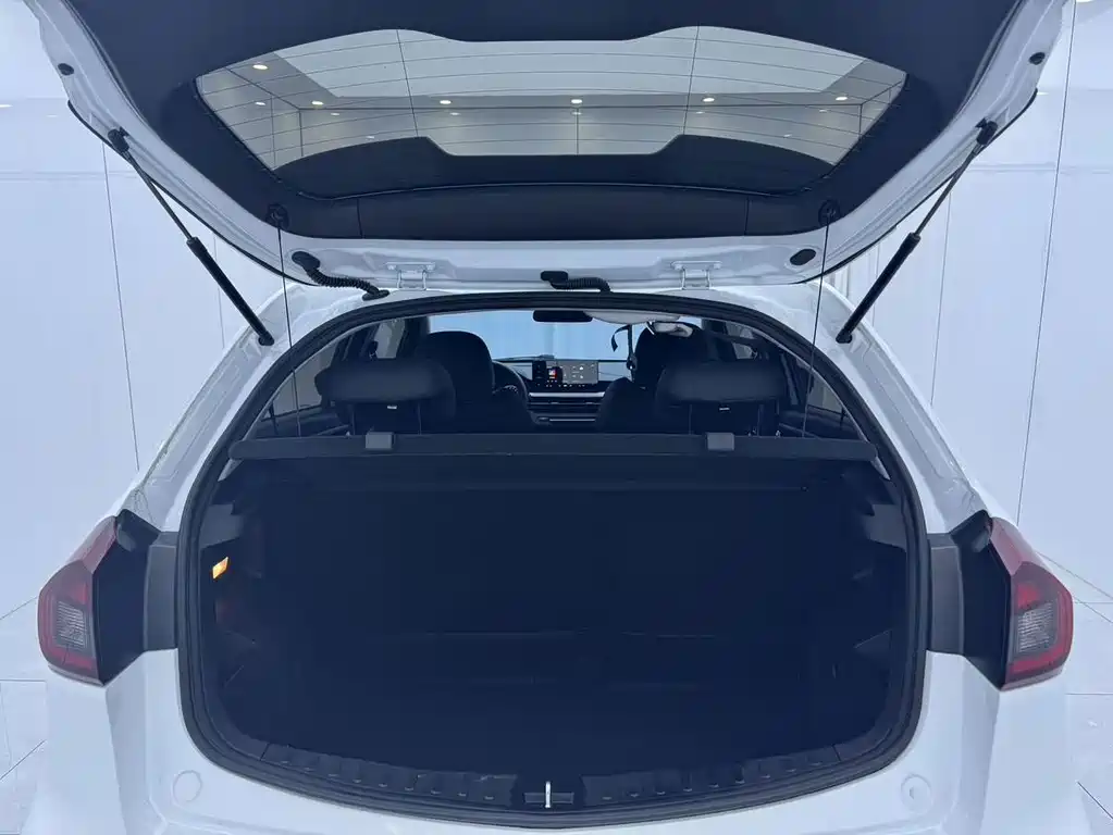 Geely Vision X3 — фото 10