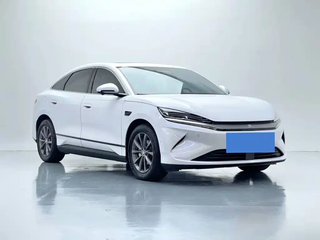 BYD Qin L — фото 3