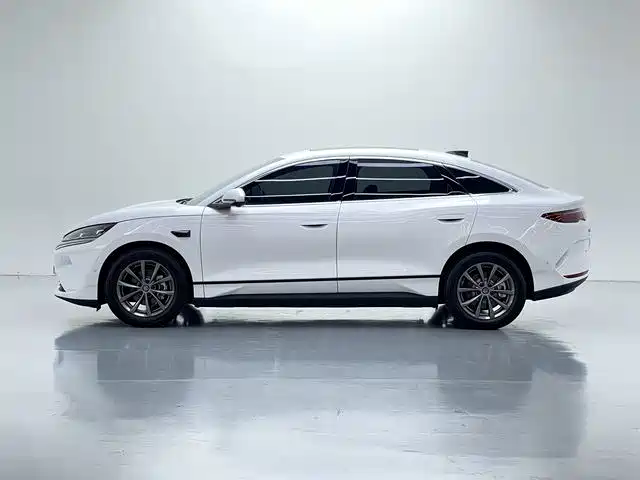 BYD Qin L — фото 7
