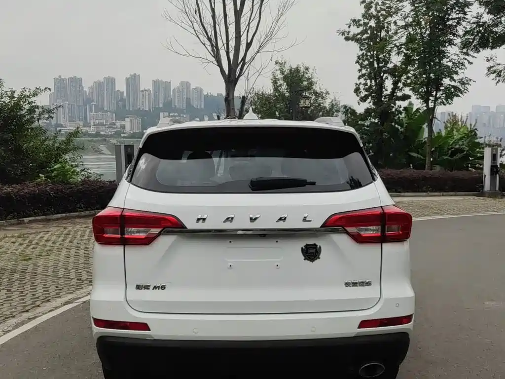 Haval M6 — фото 4
