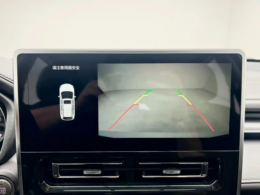 Haval M6 — фото 11