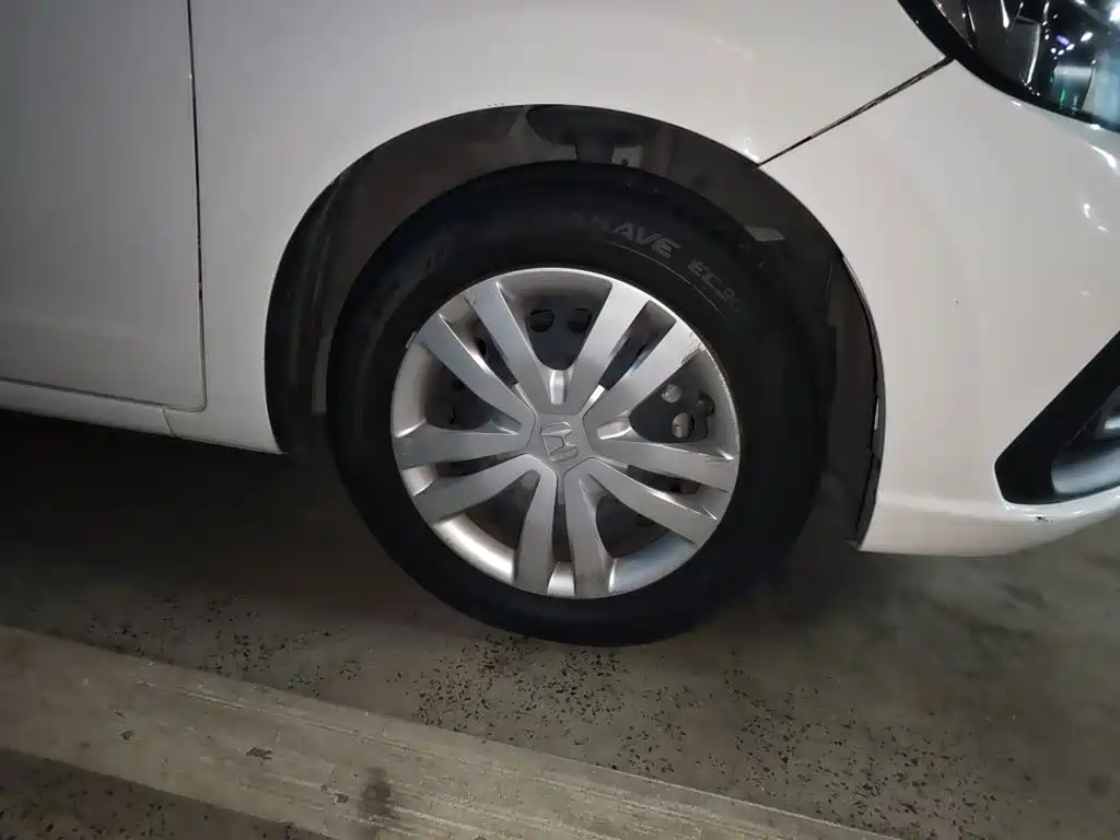 Honda Fit — фото 8
