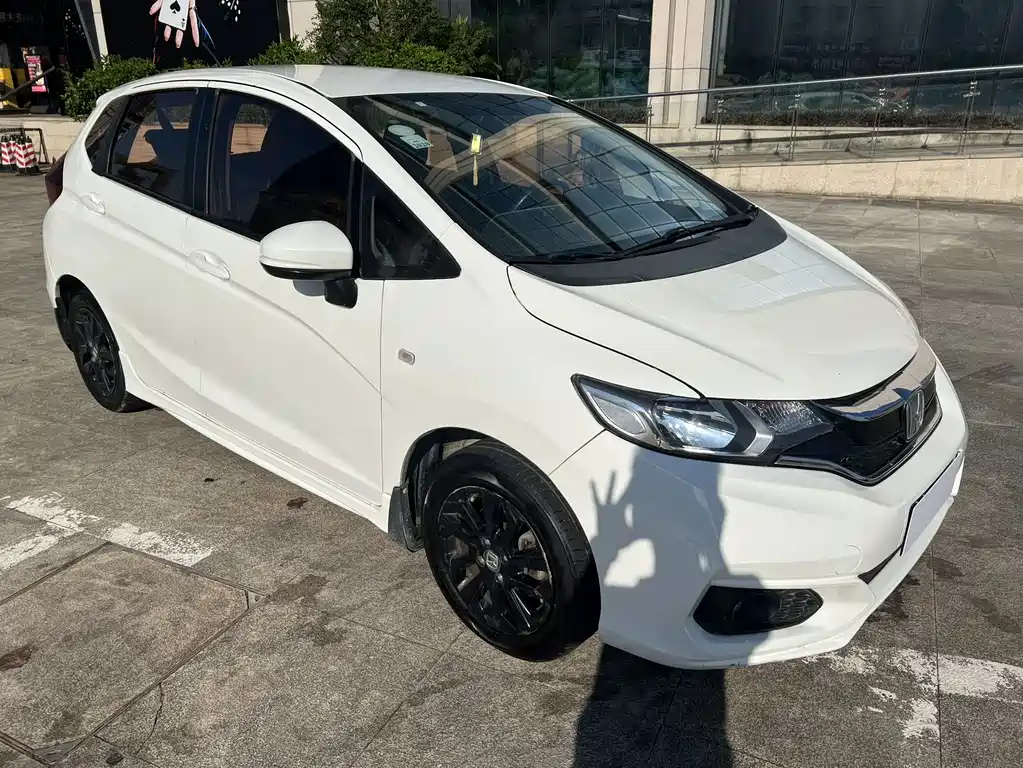 Honda Fit — фото 3