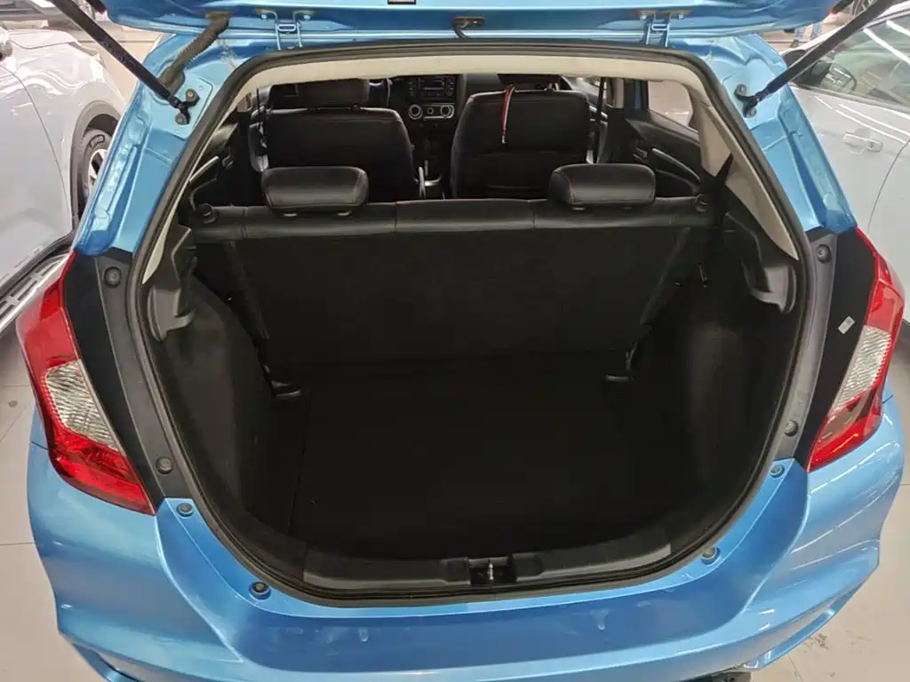 Honda Fit — фото 18