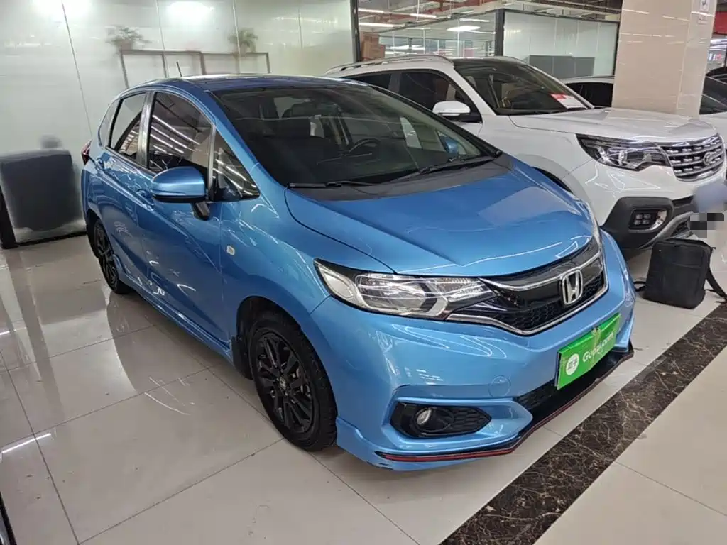 Honda Fit — фото 3