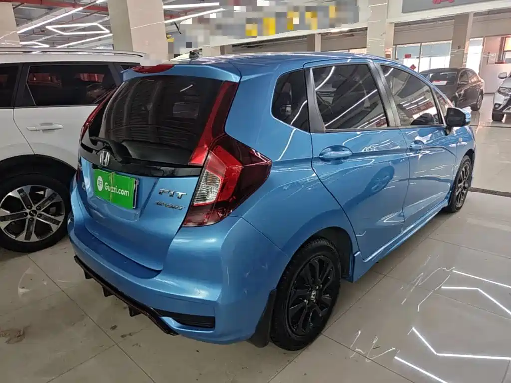 Honda Fit — фото 6
