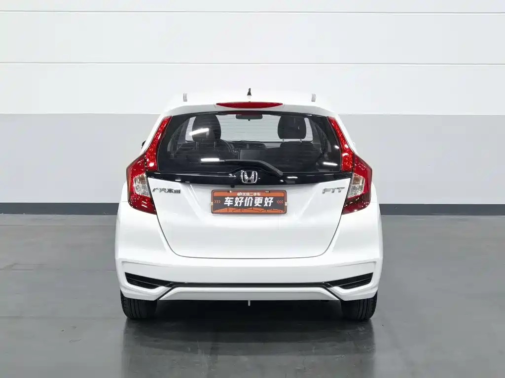 Honda Fit — фото 4