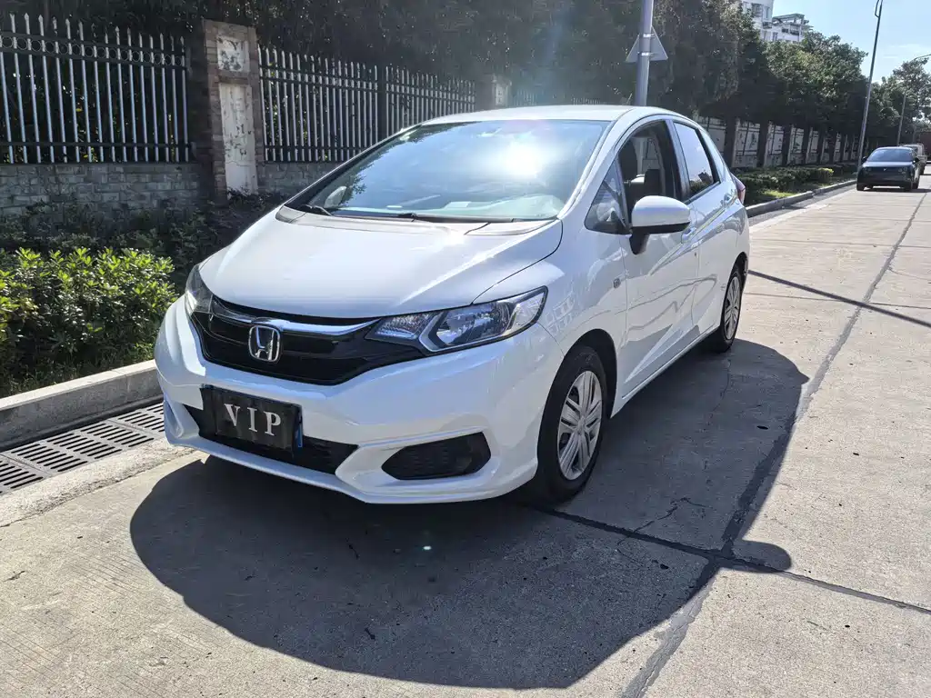 Honda Fit — фото 3