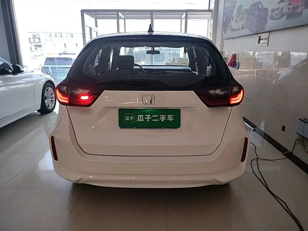 Honda Fit — фото 5