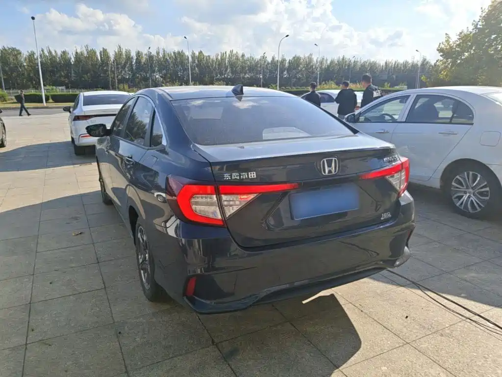 Honda Envix — фото 4