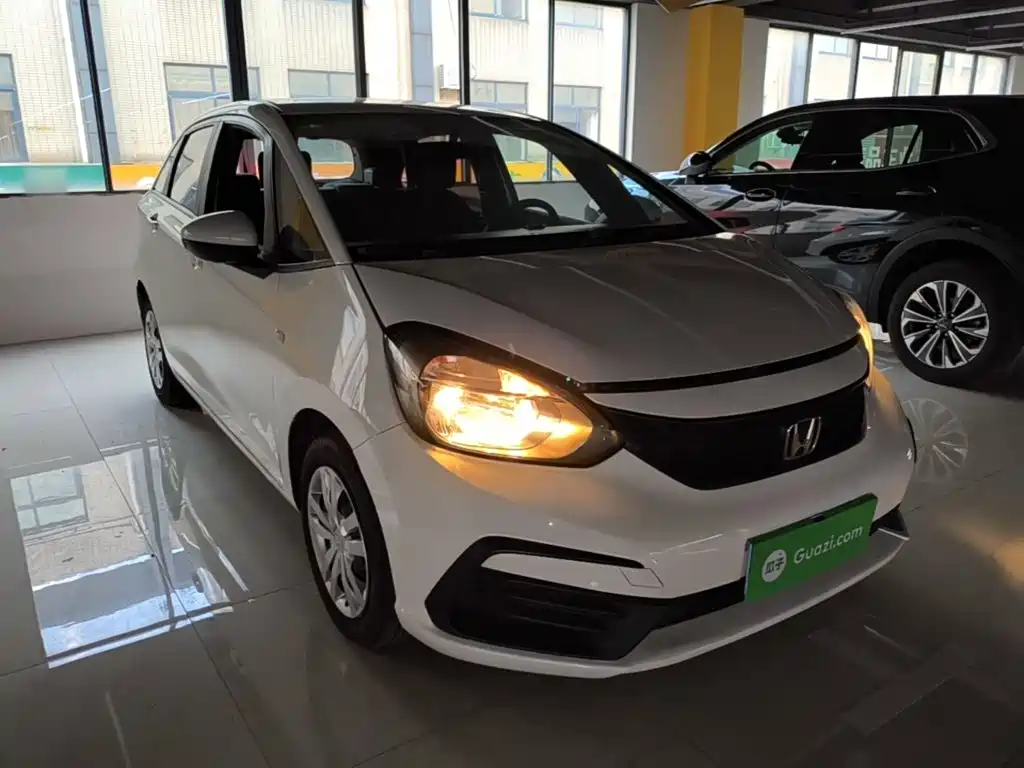 Honda Fit — фото 3