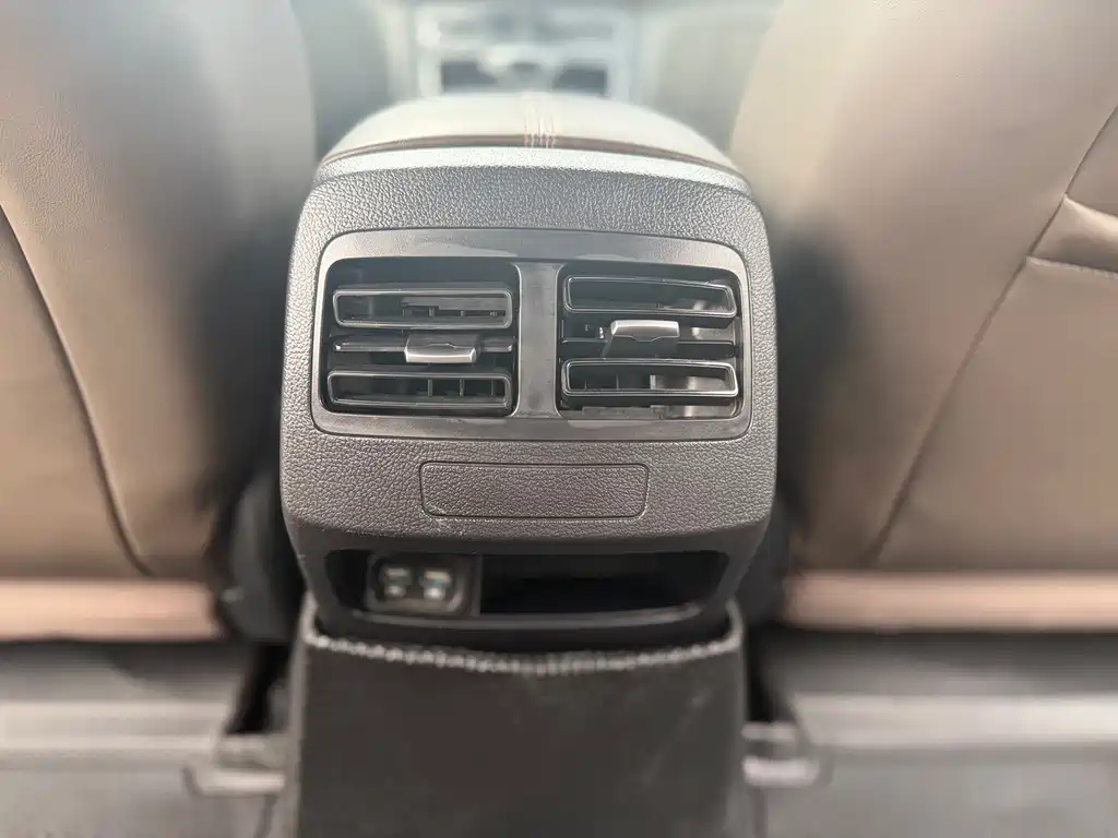 BYD Qin PLUS — фото 14