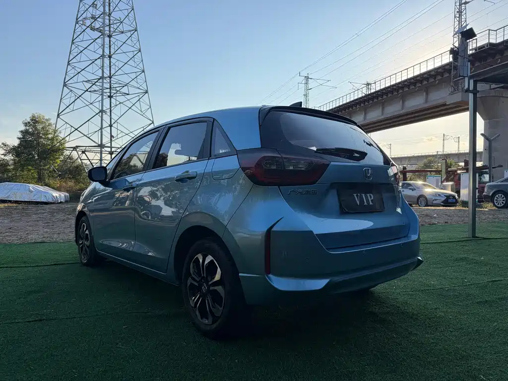 Honda Fit — фото 4