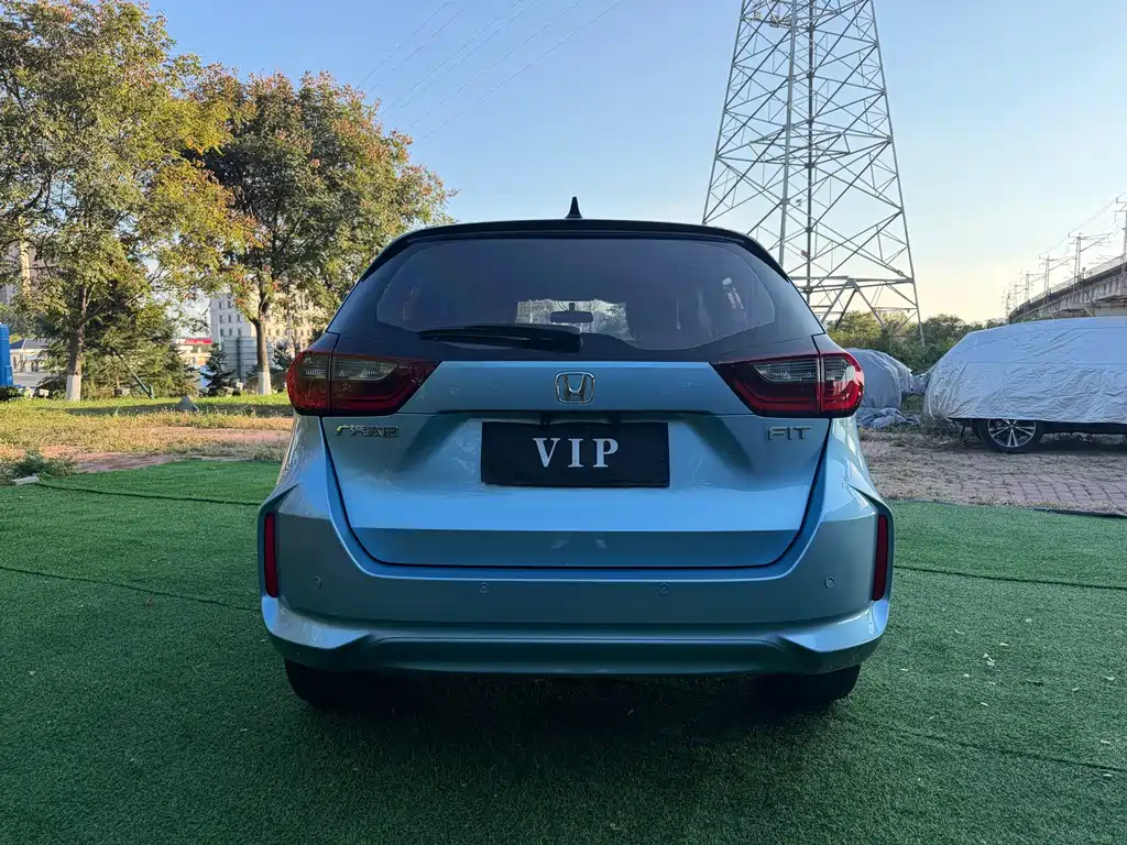 Honda Fit — фото 5