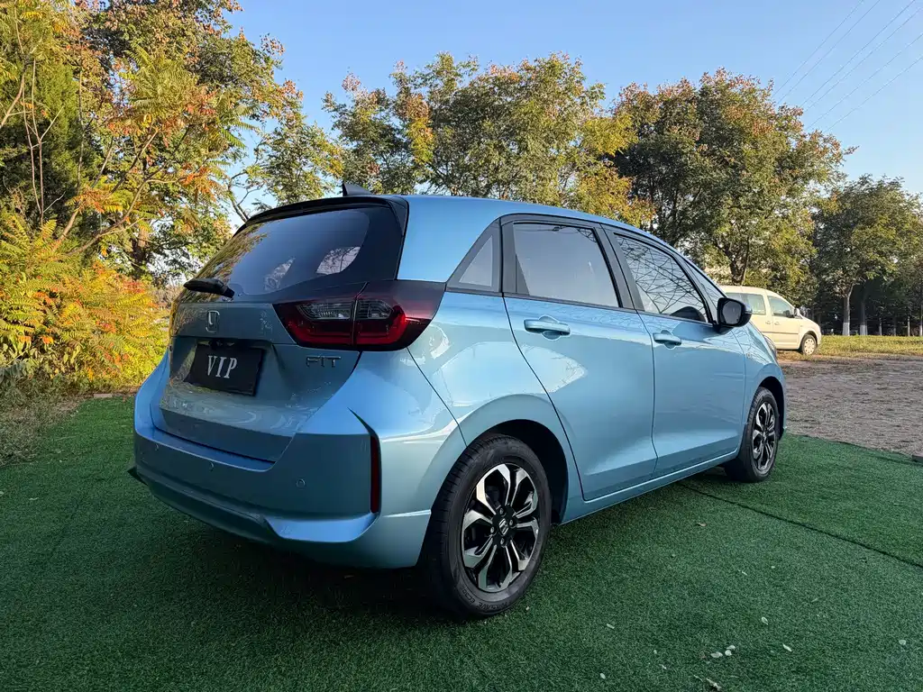 Honda Fit — фото 6