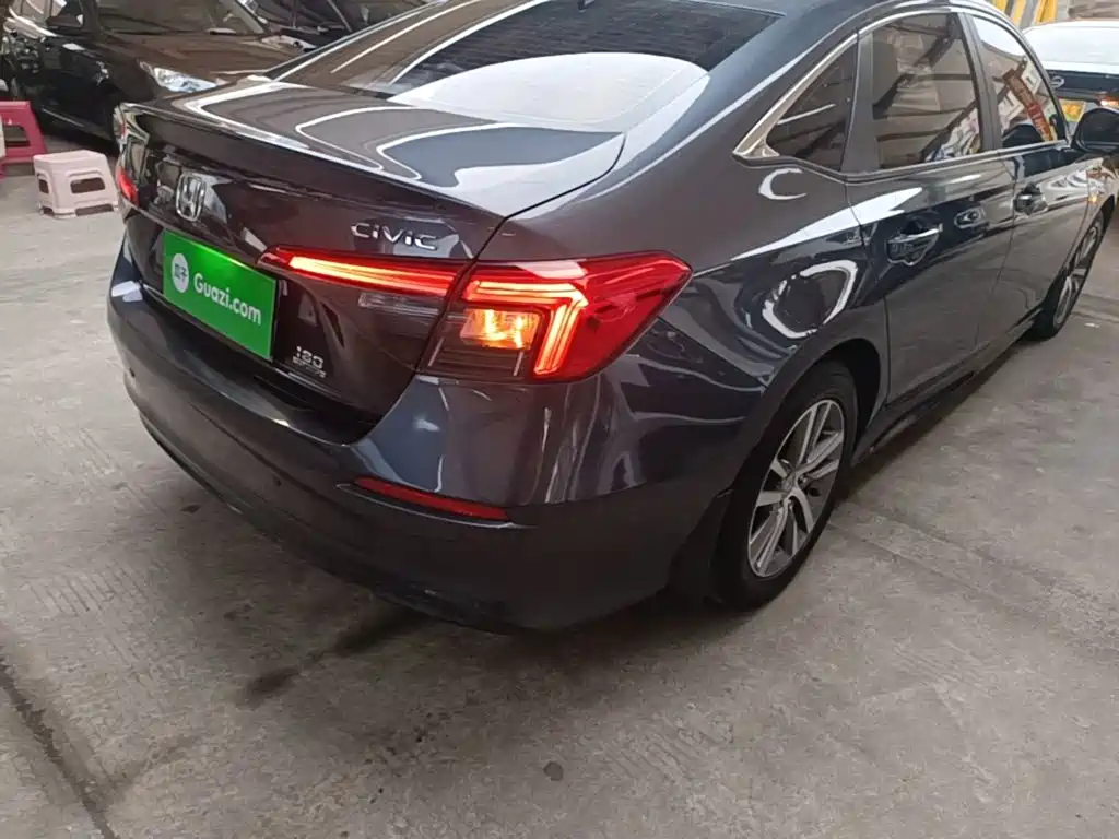 Honda Civic — фото 6