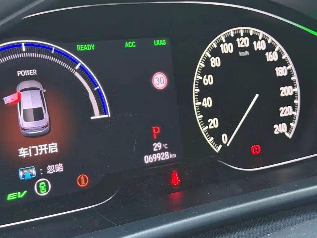 Honda Accord — фото 6