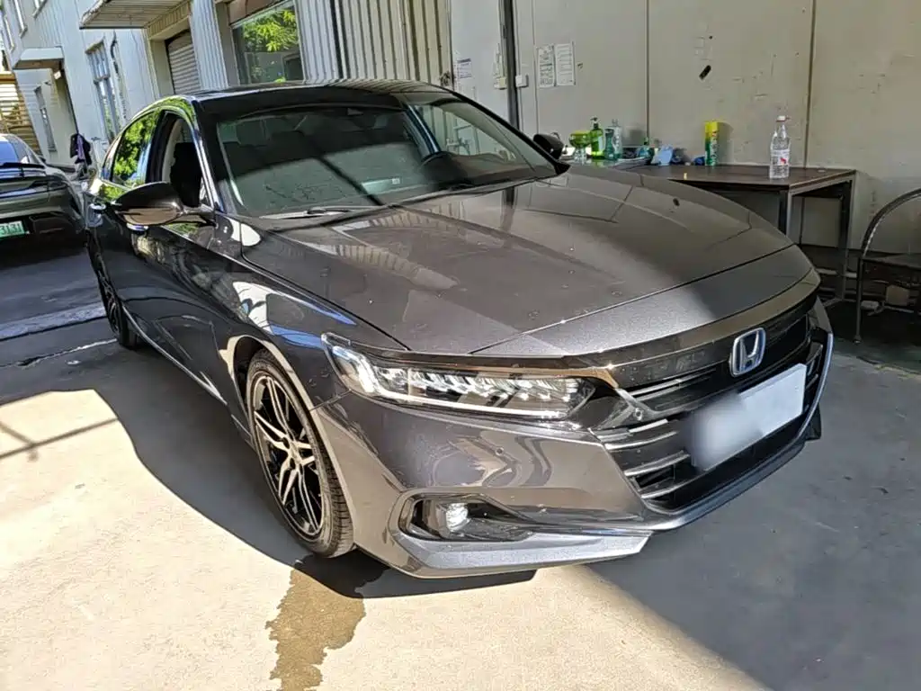 Honda Accord — фото 3
