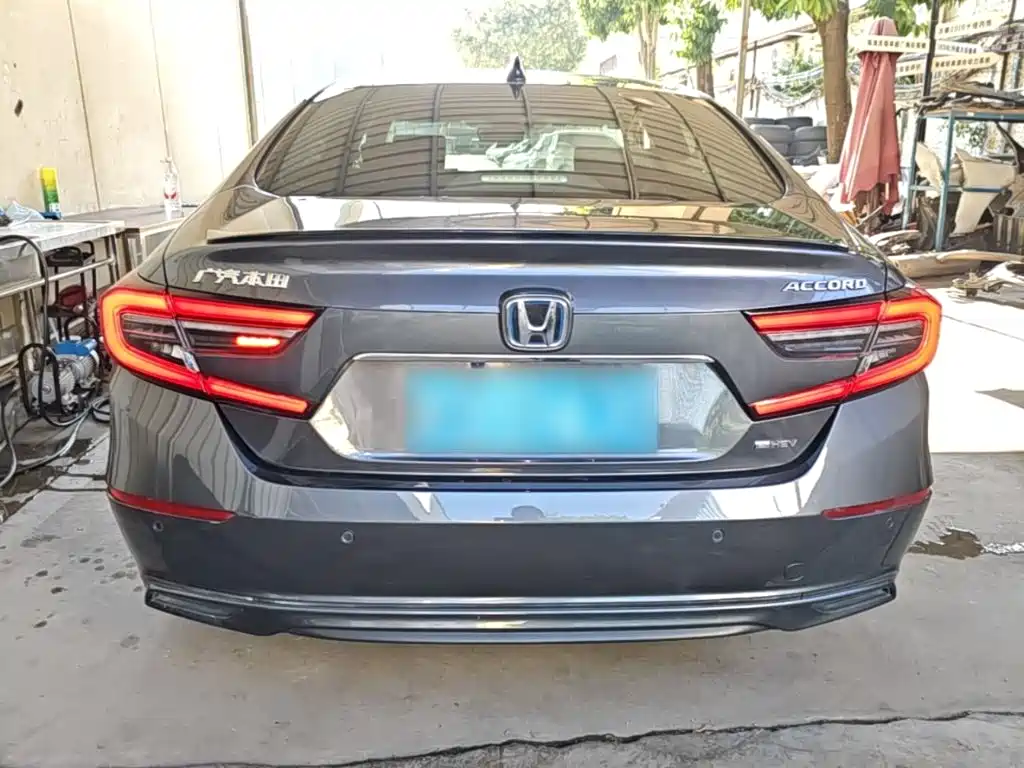 Honda Accord — фото 5