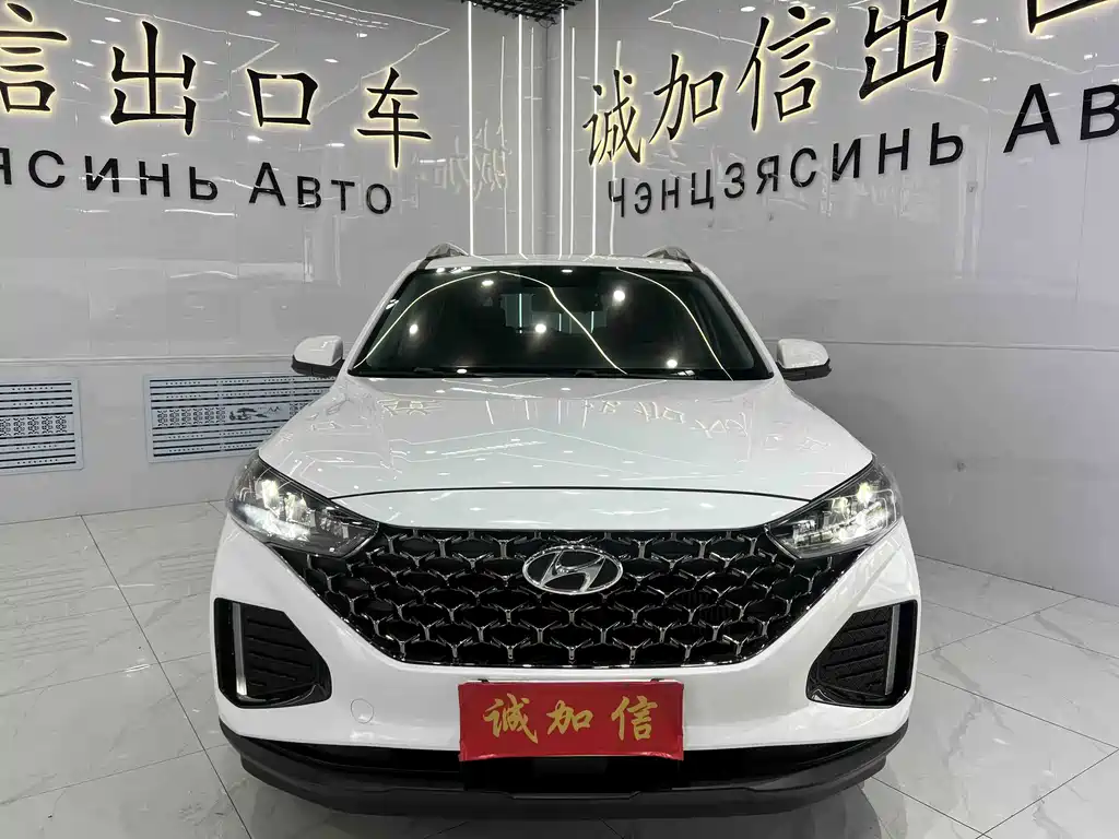 Hyundai ix35 — фото 2