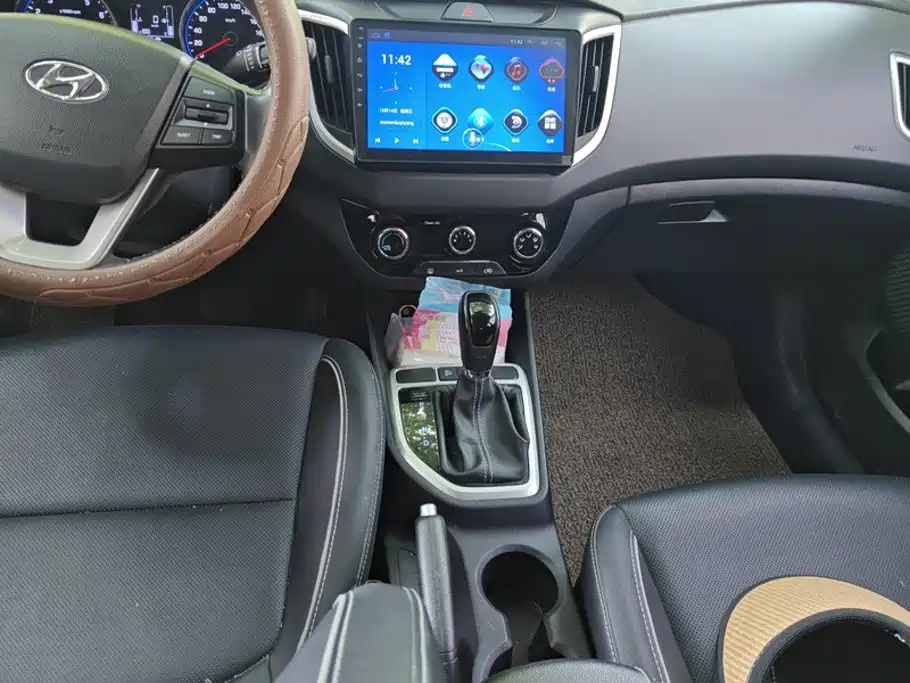 Hyundai ix25 — фото 16