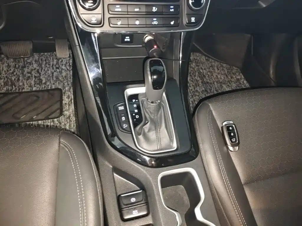 Hyundai ix35 — фото 13