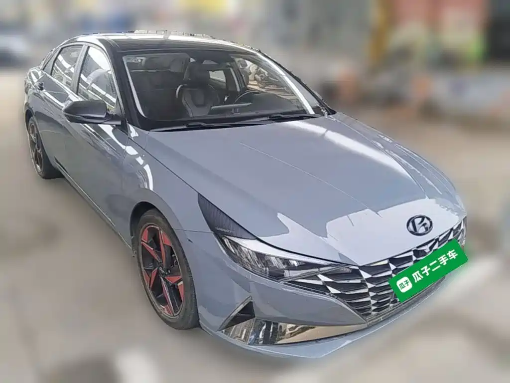 Hyundai Elantra — фото 5