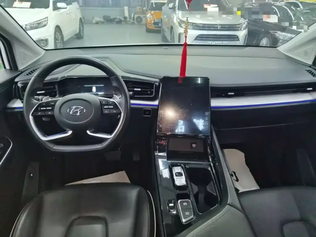 Hyundai Custo — фото 9