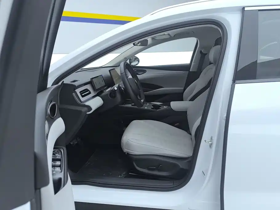 BYD Seal 06 DM-i Touring — фото 9