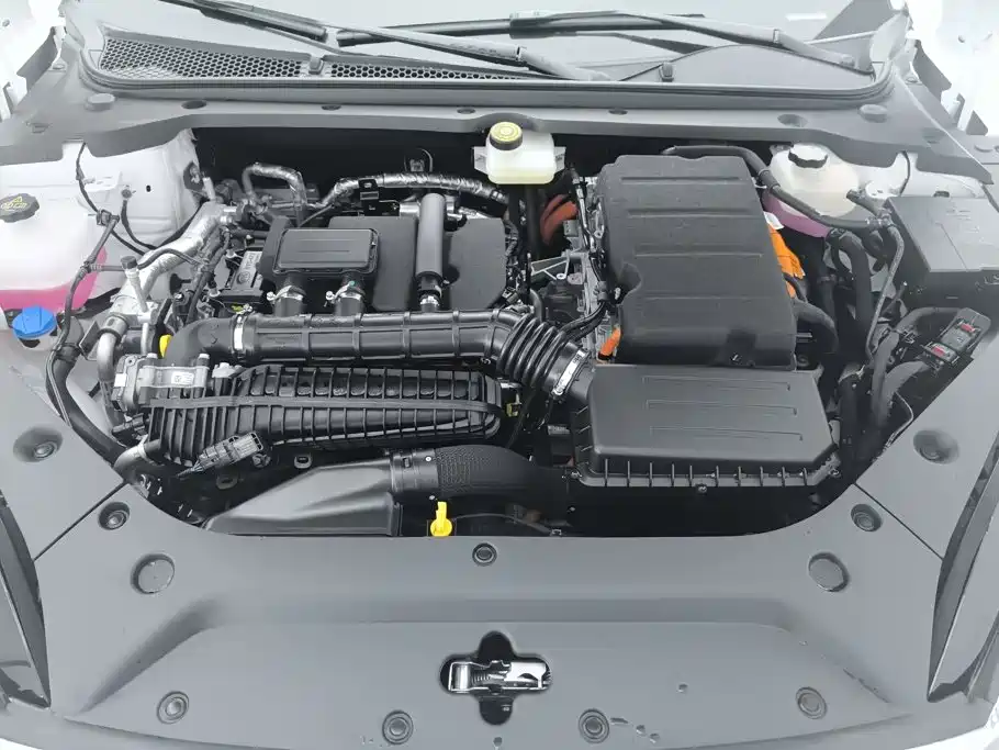 BYD Seal 06 DM-i Touring — фото 10