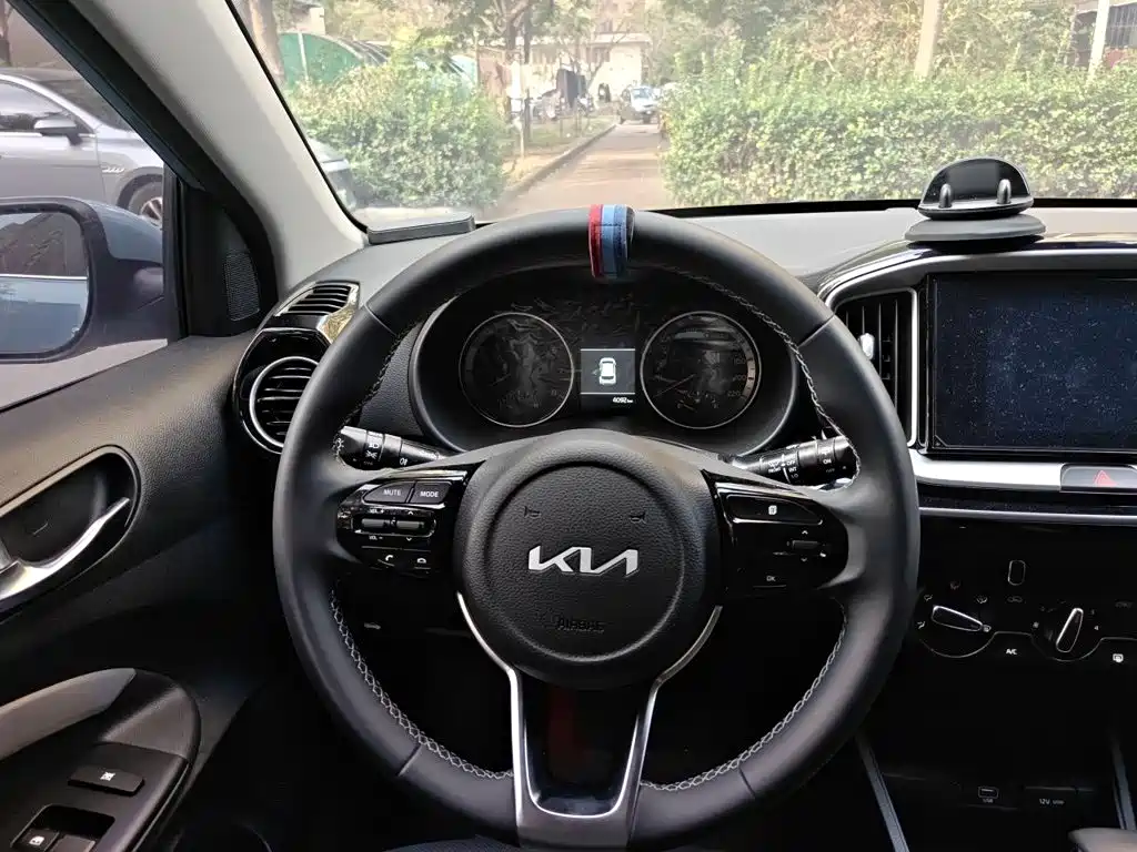 Kia KX1 — фото 6