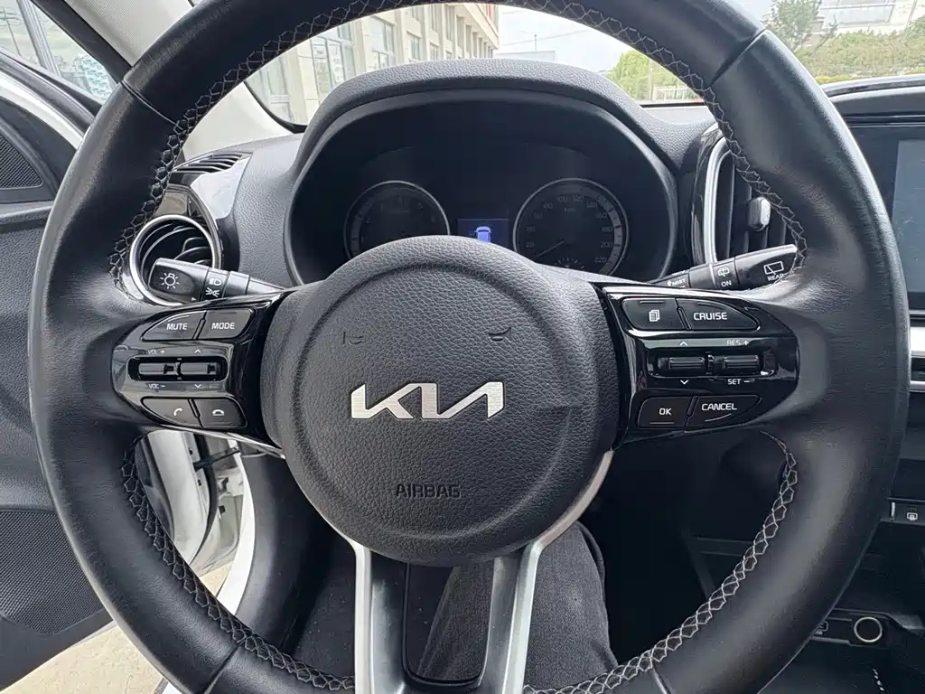 Kia KX1 — фото 9