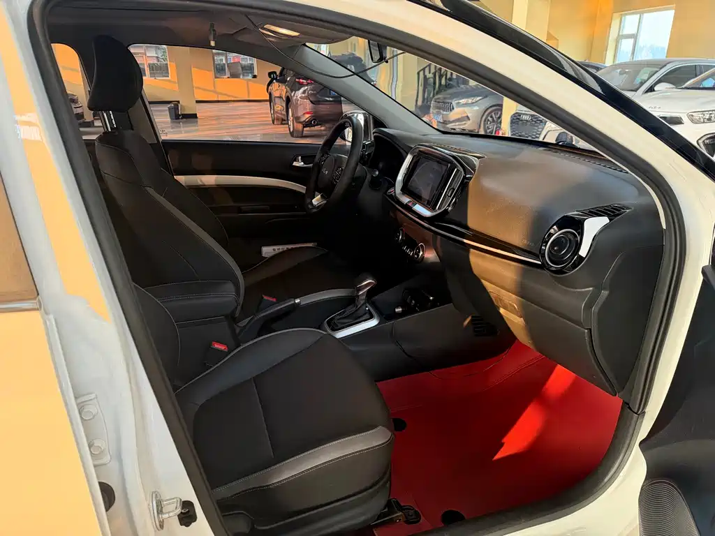 Kia KX1 — фото 4