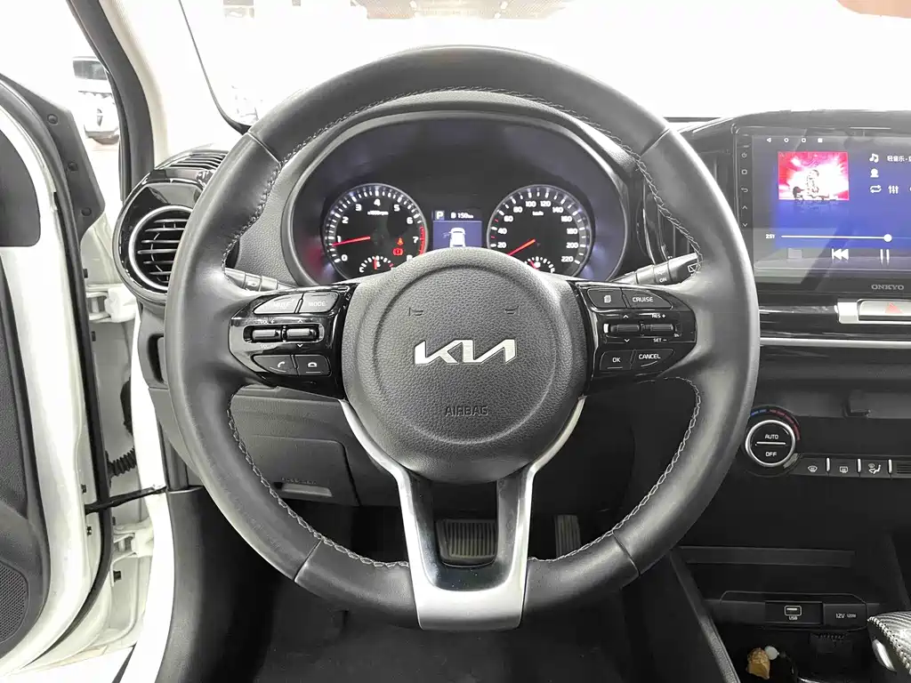 Kia KX1 — фото 4