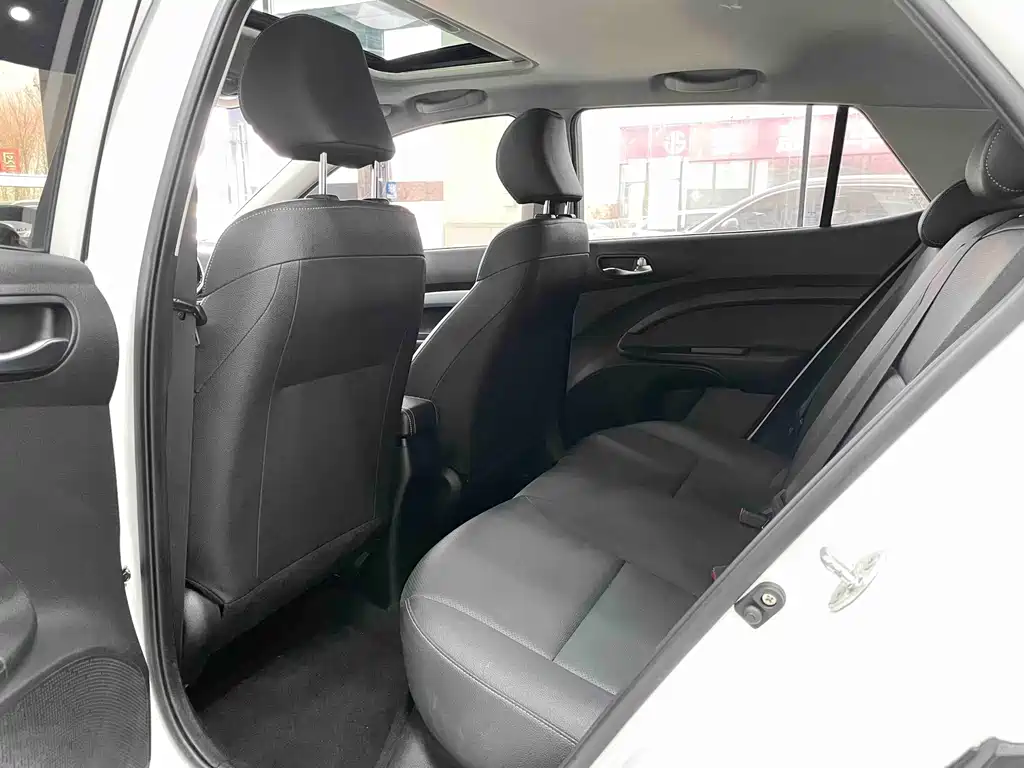 Kia KX1 — фото 8