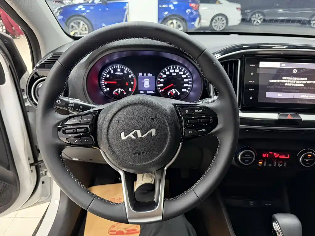 Kia KX1 — фото 8