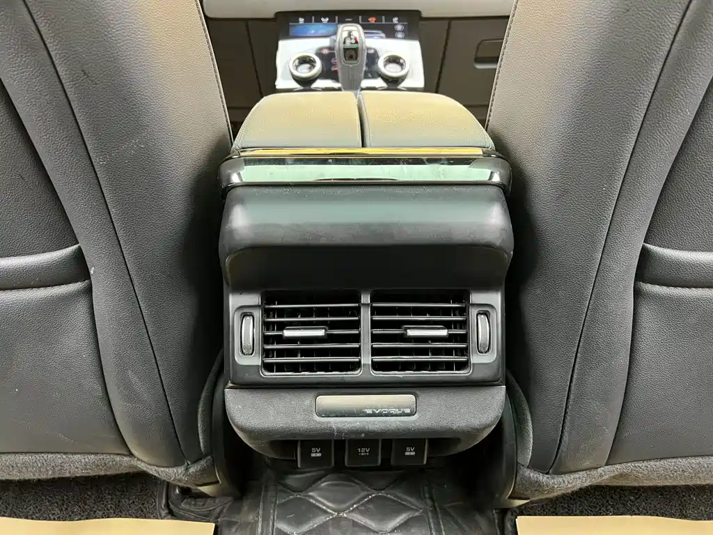 Land Rover Evoque — фото 10