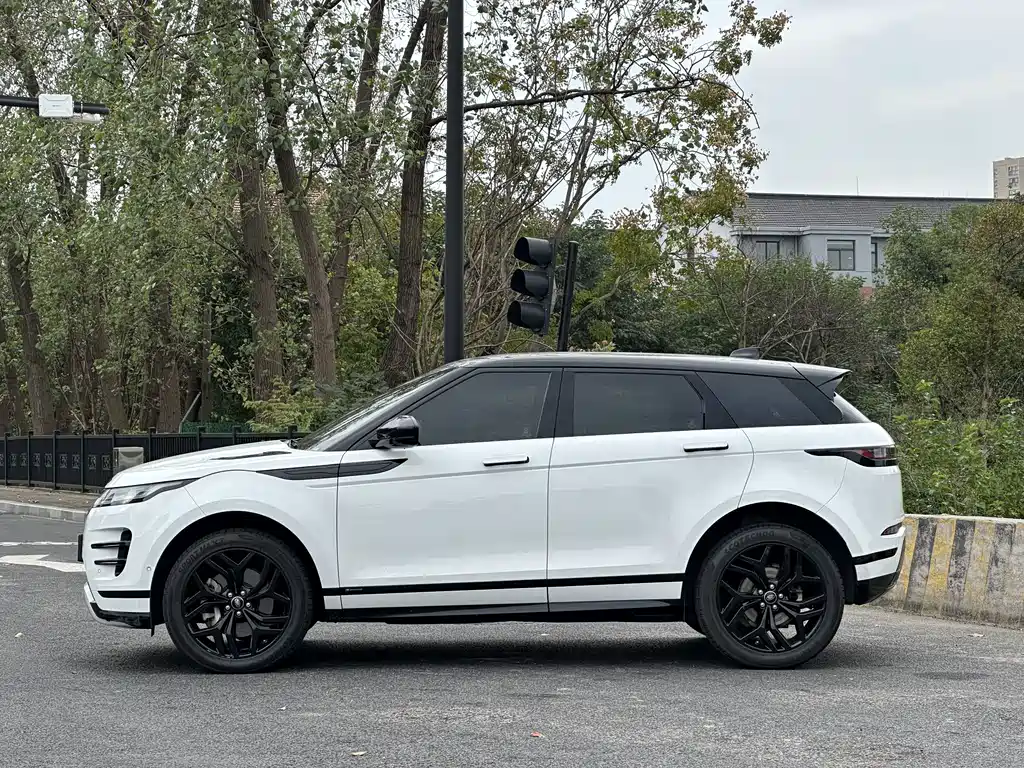 Land Rover Evoque — фото 4