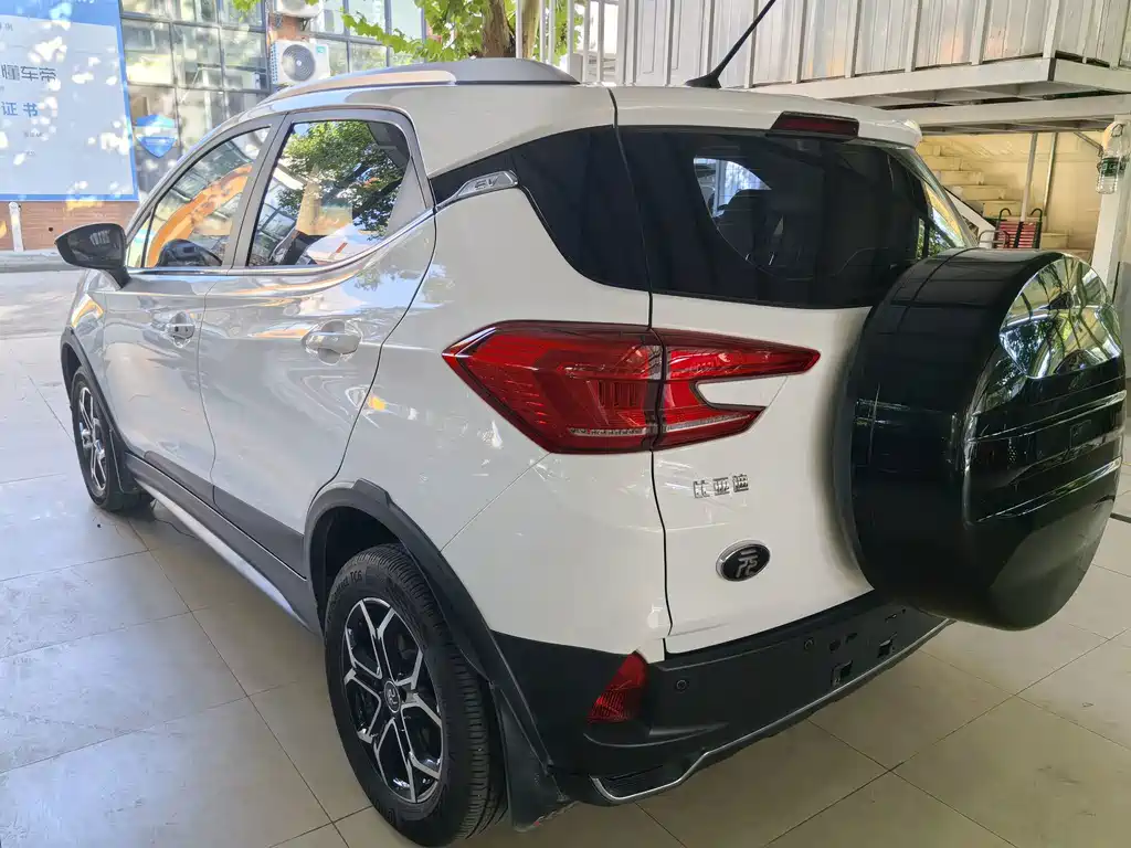 BYD Yuan Pro — фото 10
