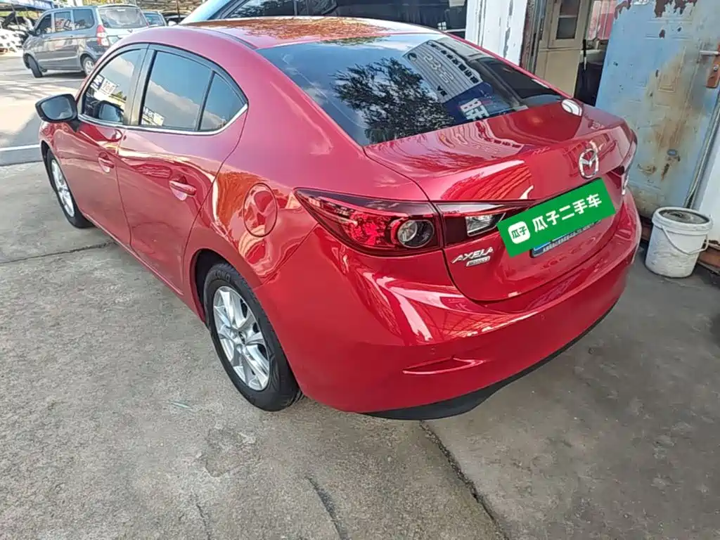 Mazda 3 Axela — фото 4
